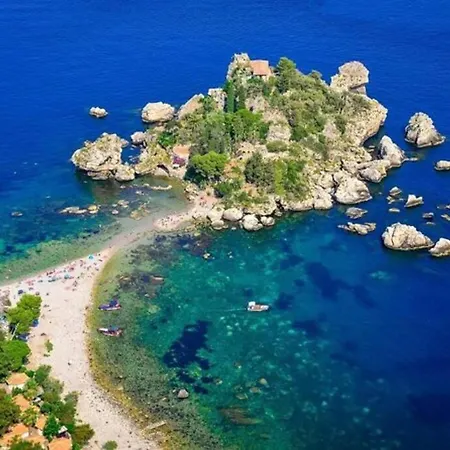 Blue Taormina アパート レトイアンニ